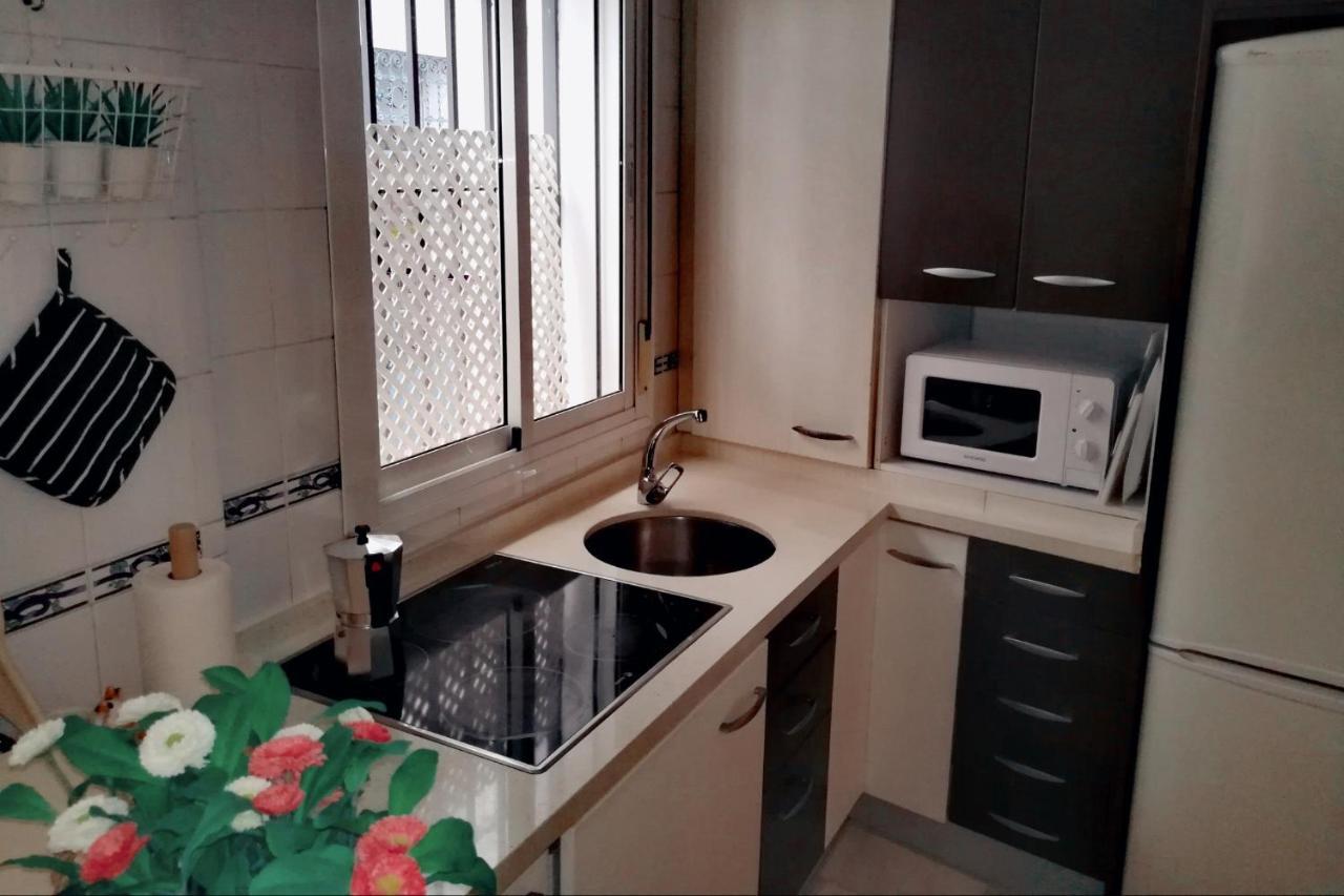Apartamento San Luis. Plaza De Parking Gratis!!! Севілья Екстер'єр фото